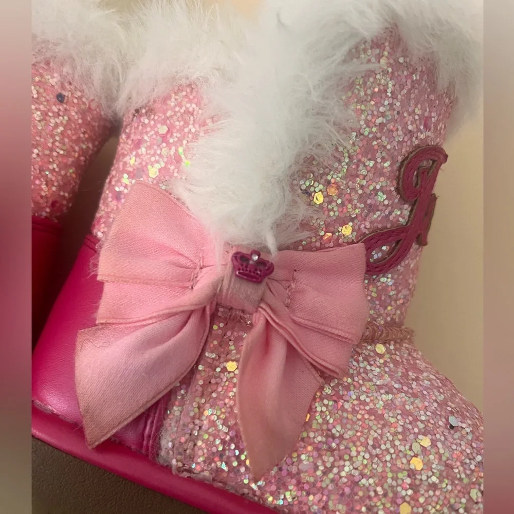 Juicy Couture glittery pink